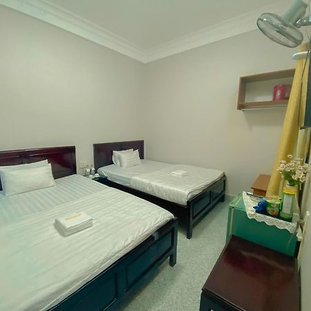 Amy Hotel Hue Buitenkant foto