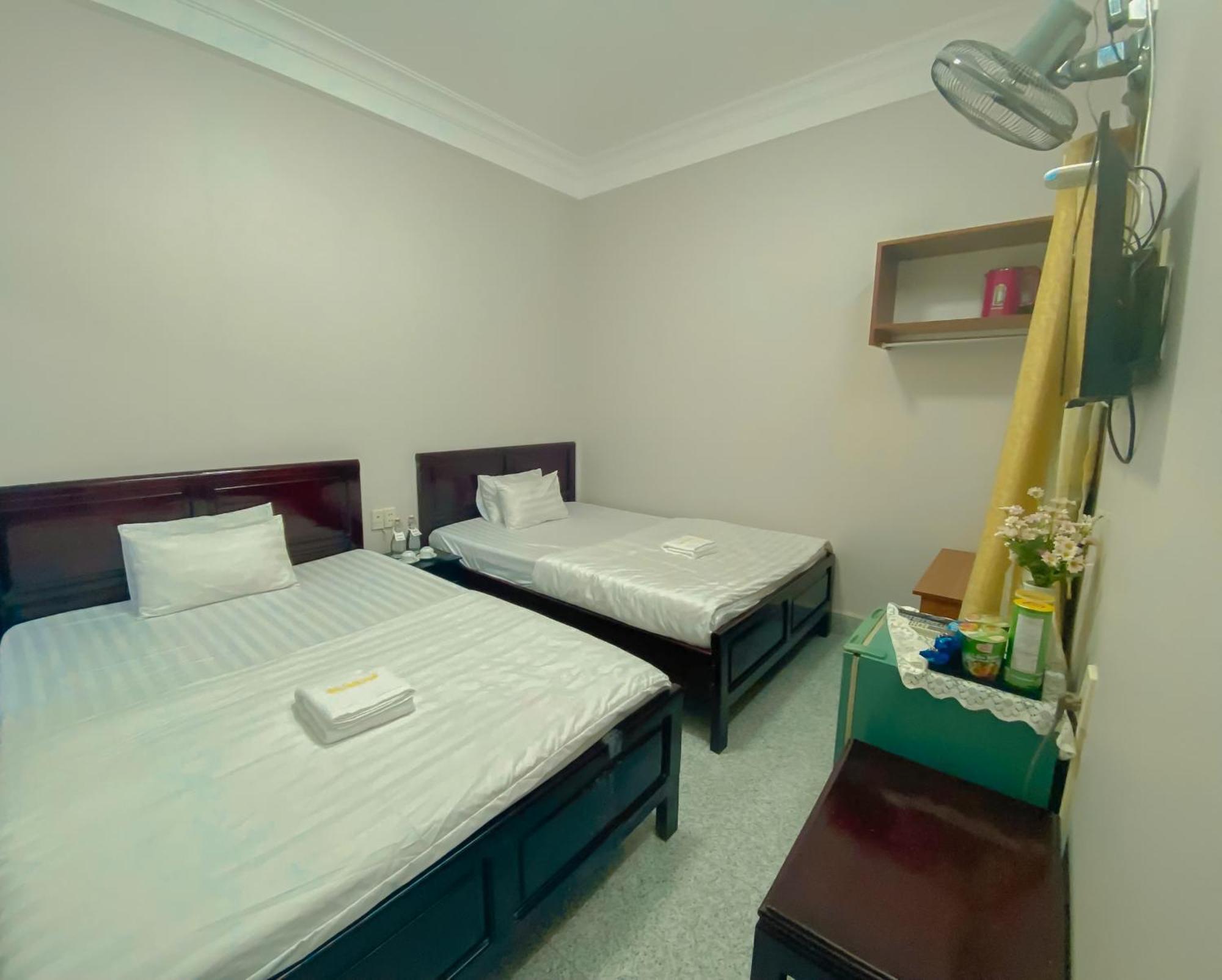 Amy Hotel Hue Buitenkant foto