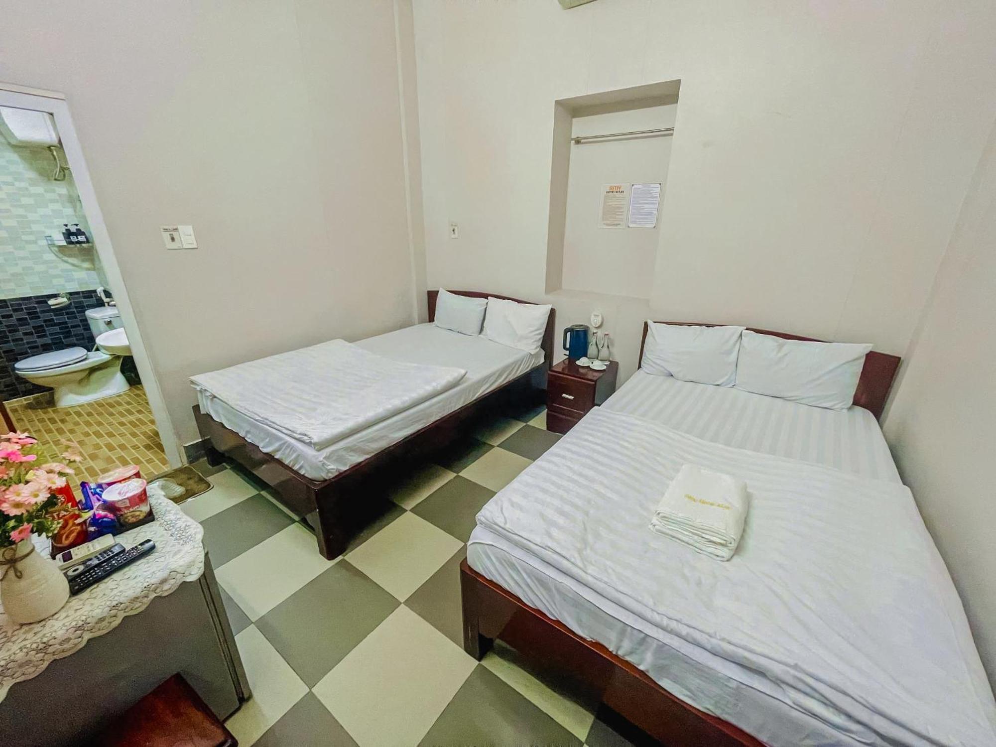 Amy Hotel Hue Buitenkant foto