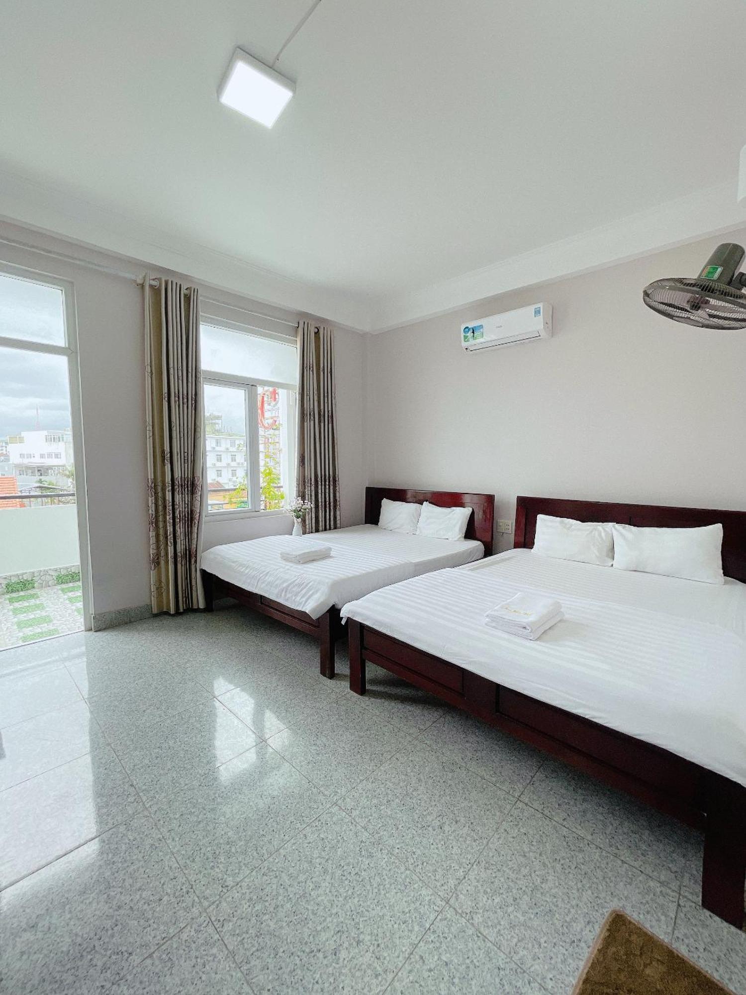 Amy Hotel Hue Buitenkant foto